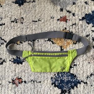 Travelon Belt Bag
